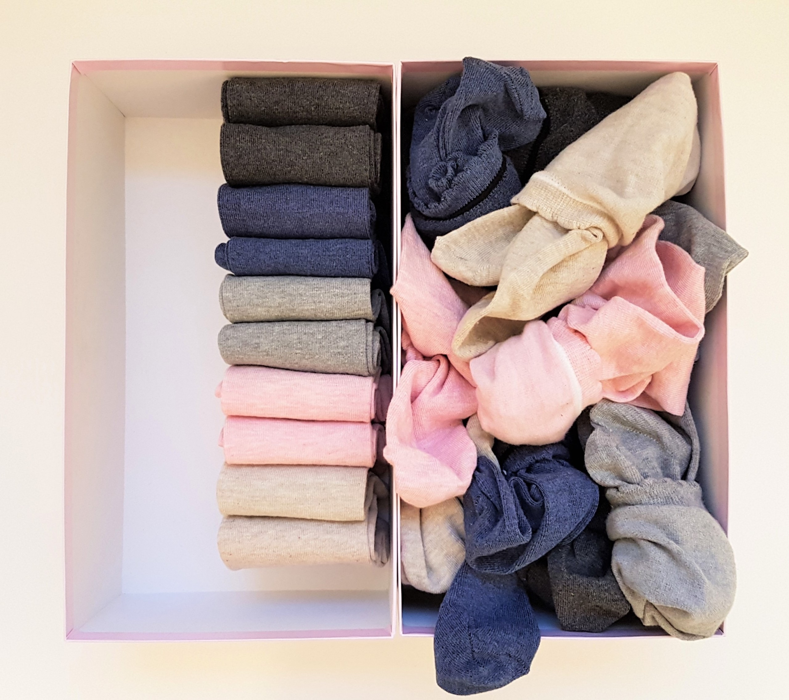 Способы складывания одежды в шкафу